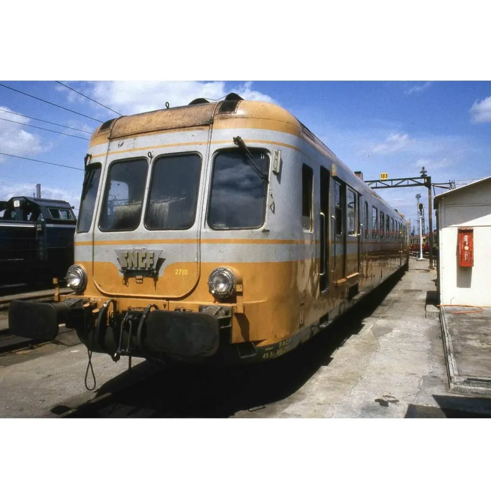 Autorail à 2 voitures RGP2 classe x 2700 SNCF HO - Jouef