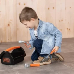 Boite à Outils : Black & Decker avec 6 outils - Smoby