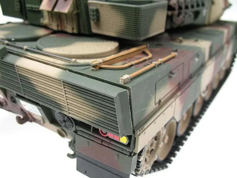 Leopard 2A6 Pro-Edition NATO 1/16e BB 2.4Ghz - Torro