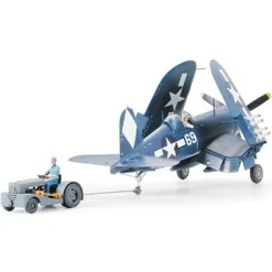 Maquette avion : Vought F4U-1D Corsair w Moto-Tug - Tamiya