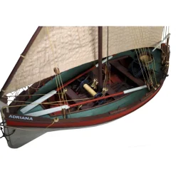Maquette bateau en bois : Adriana - Disarmodel