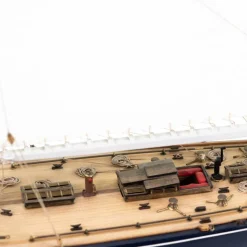 Maquette bateau en bois : Endeavour J-Class - Amati