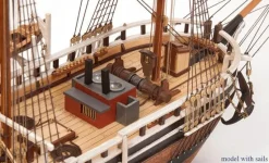 Maquette bateau en bois : Essex - OCCRE