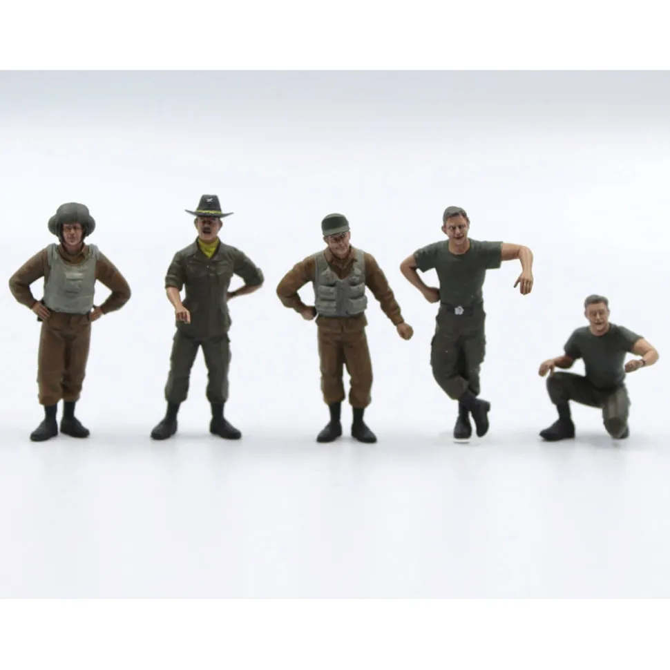 Maquettes aviation : Cobra AH-1G et Bronco OV-10A avec pilotes américains et personnel au sol - ICM