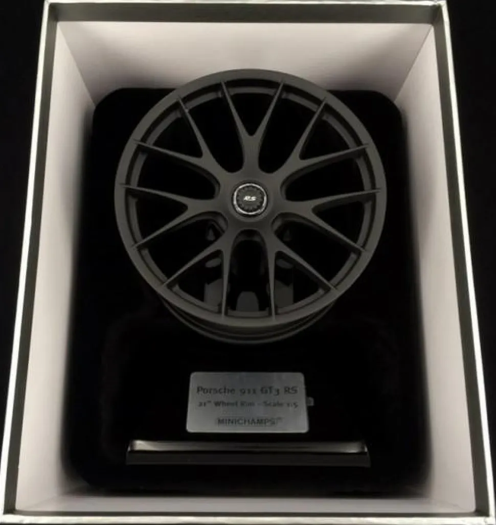 Minichamps ante Porsche 911 GT3 RS 2020 Satin noir 1:5 - Minichamps