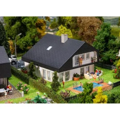 Modélisme HO : Maison toit en panneaux - Faller