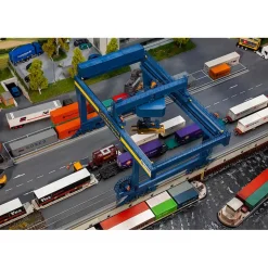 Modélisme HO : Portique à conteneurs GVZ Hafen Nürnberg - Faller